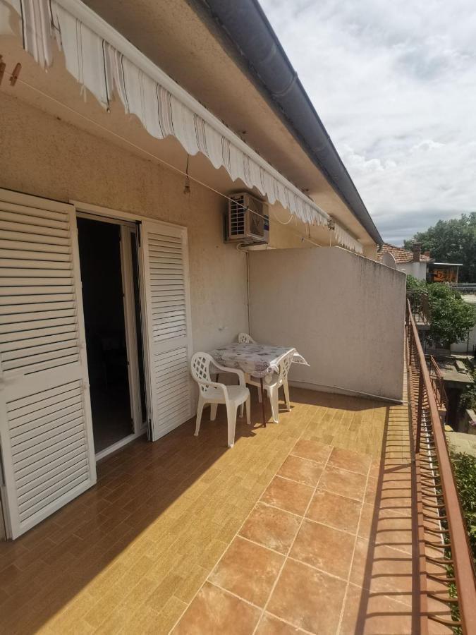 Apartament Emily Biograd Na Moru Zewnętrze zdjęcie