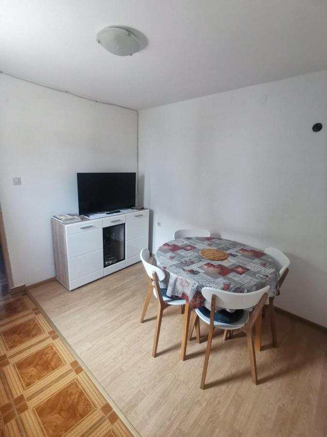 Apartament Emily Biograd Na Moru Zewnętrze zdjęcie