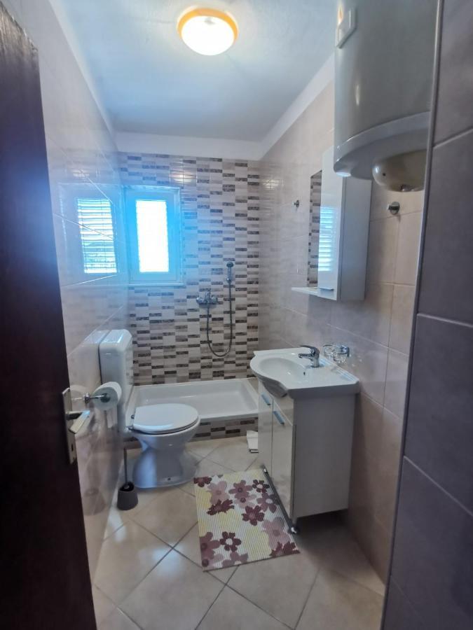 Apartament Emily Biograd Na Moru Zewnętrze zdjęcie