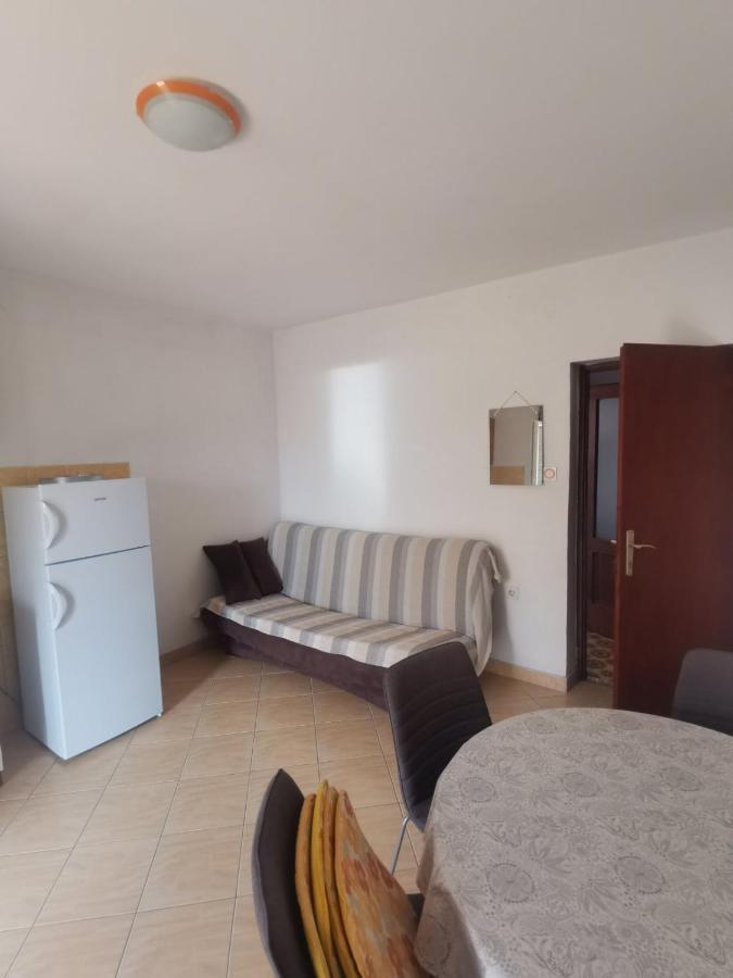 Apartament Emily Biograd Na Moru Zewnętrze zdjęcie